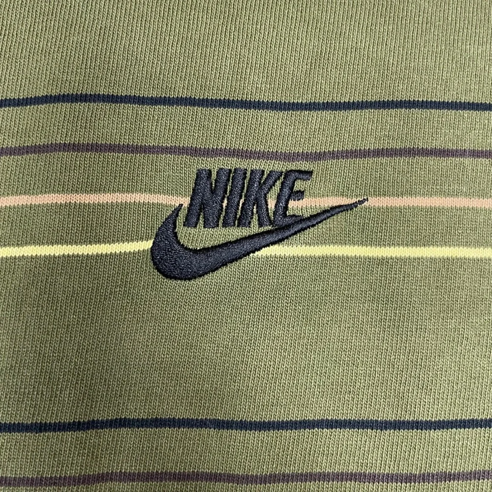 The Nike Tee Mens Striped T-Shirt Olive Green Loose Fit Embroidered Logo S Retro